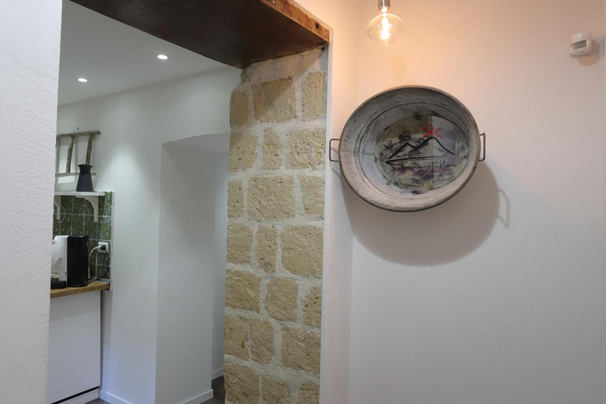 Tammurriata Nera Bedroom Neapol Zewnętrze zdjęcie